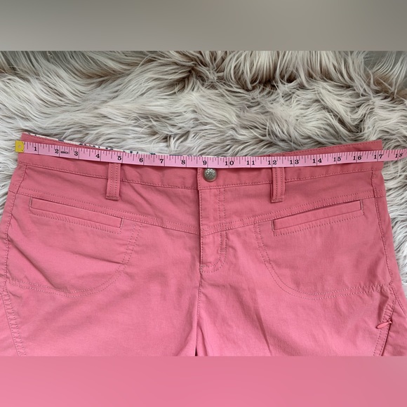 Athleta Women’s Shorts Pink Size 10 - Picture 2 of 9